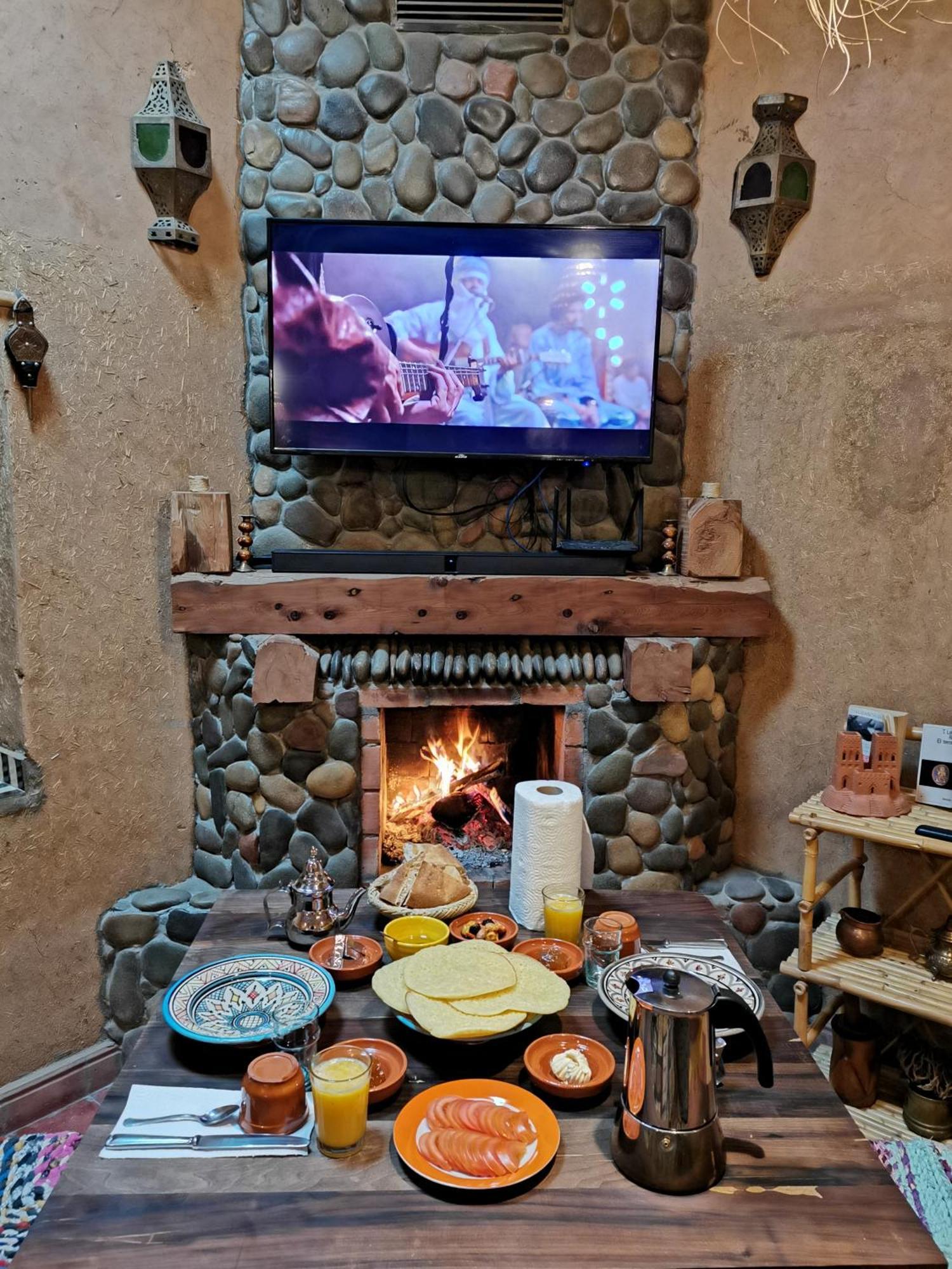 Maison D'Hote Tamatart - Homestay Kelaat-M'Gouna 外观 照片